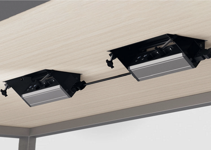VersaFlap 45 – Sistem Profesional Încastrabil cu Capac și Deschidere Simplă | 2 Schuko + 2 Schuko UPS + 2 USB + 2 RJ45